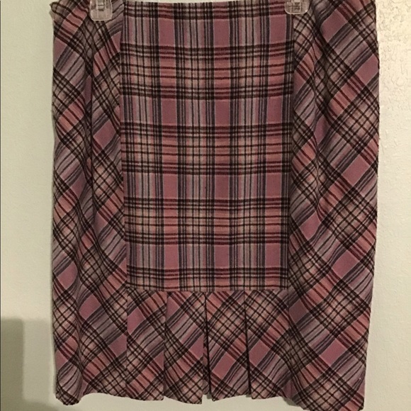 Monroe & Main Skirt - Picture 2 of 4